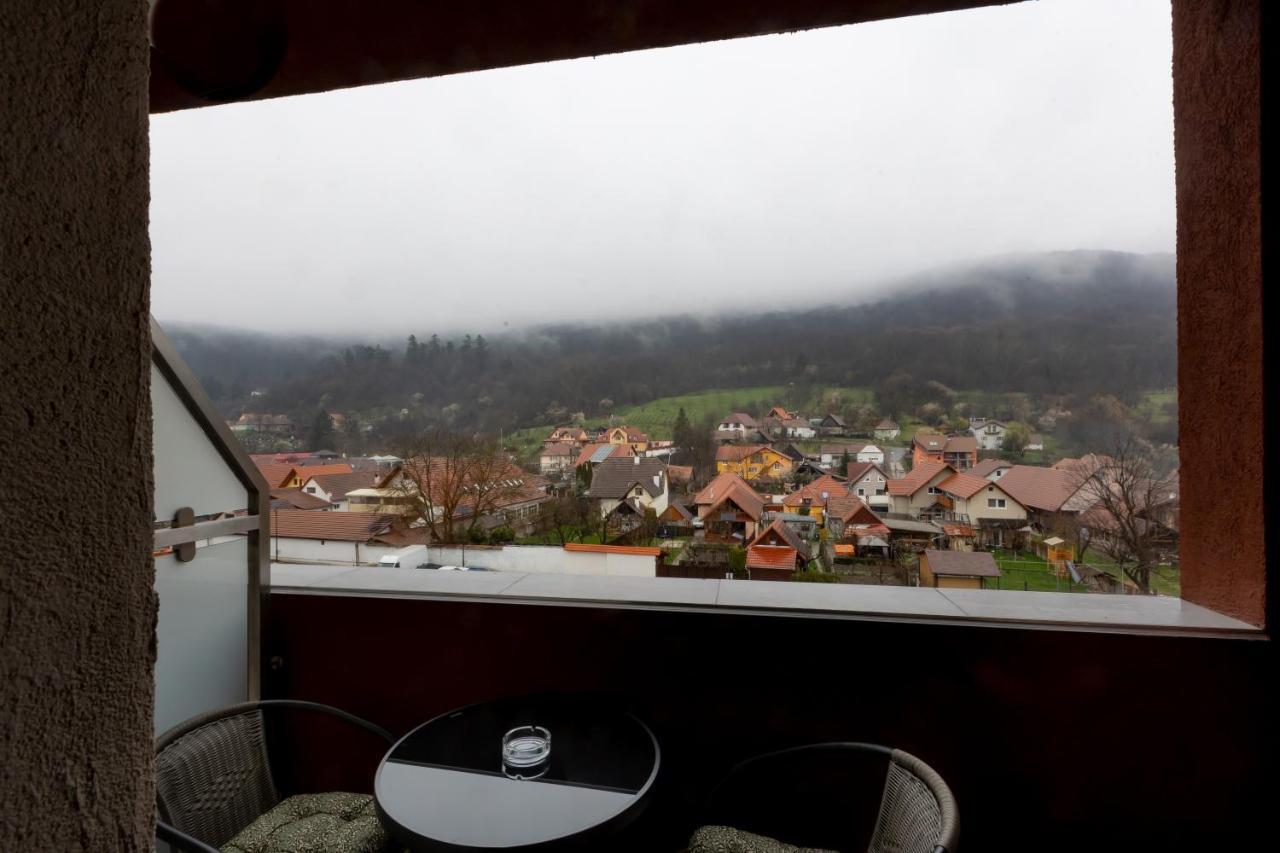 Second Home Sighisoara Bagian luar foto